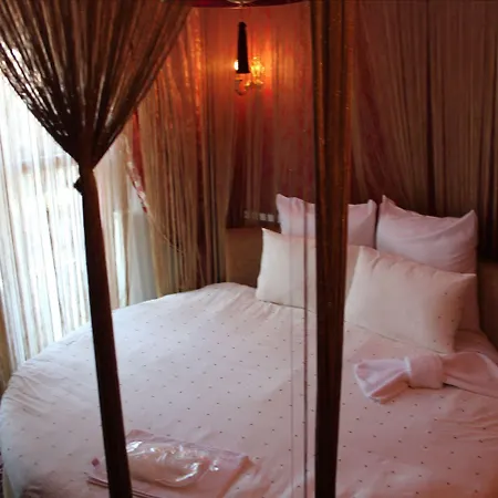 Hotel Salinas Istanboel