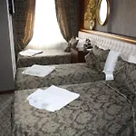 Salinas Hotel Istanbul
