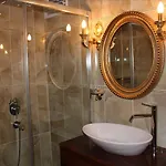 Salinas Hotel Istanbul