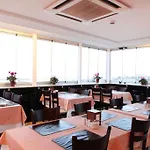 Hotel Salinas *