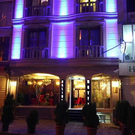 Salinas Hotel Istanbul