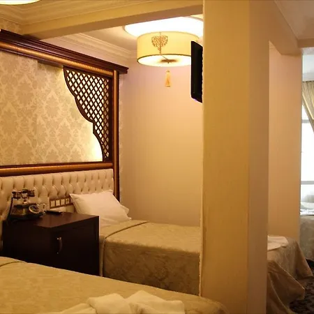 Hotel Salinas *