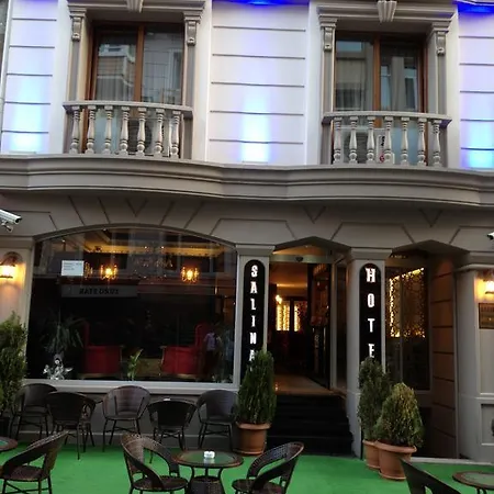 Salinas Hotel *