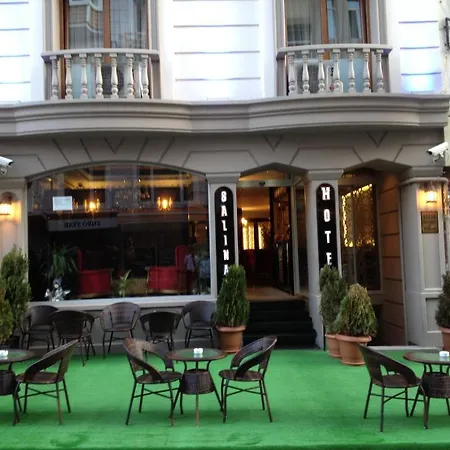 Salinas Hotel *