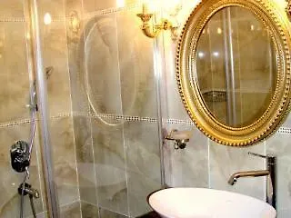 Salinas *